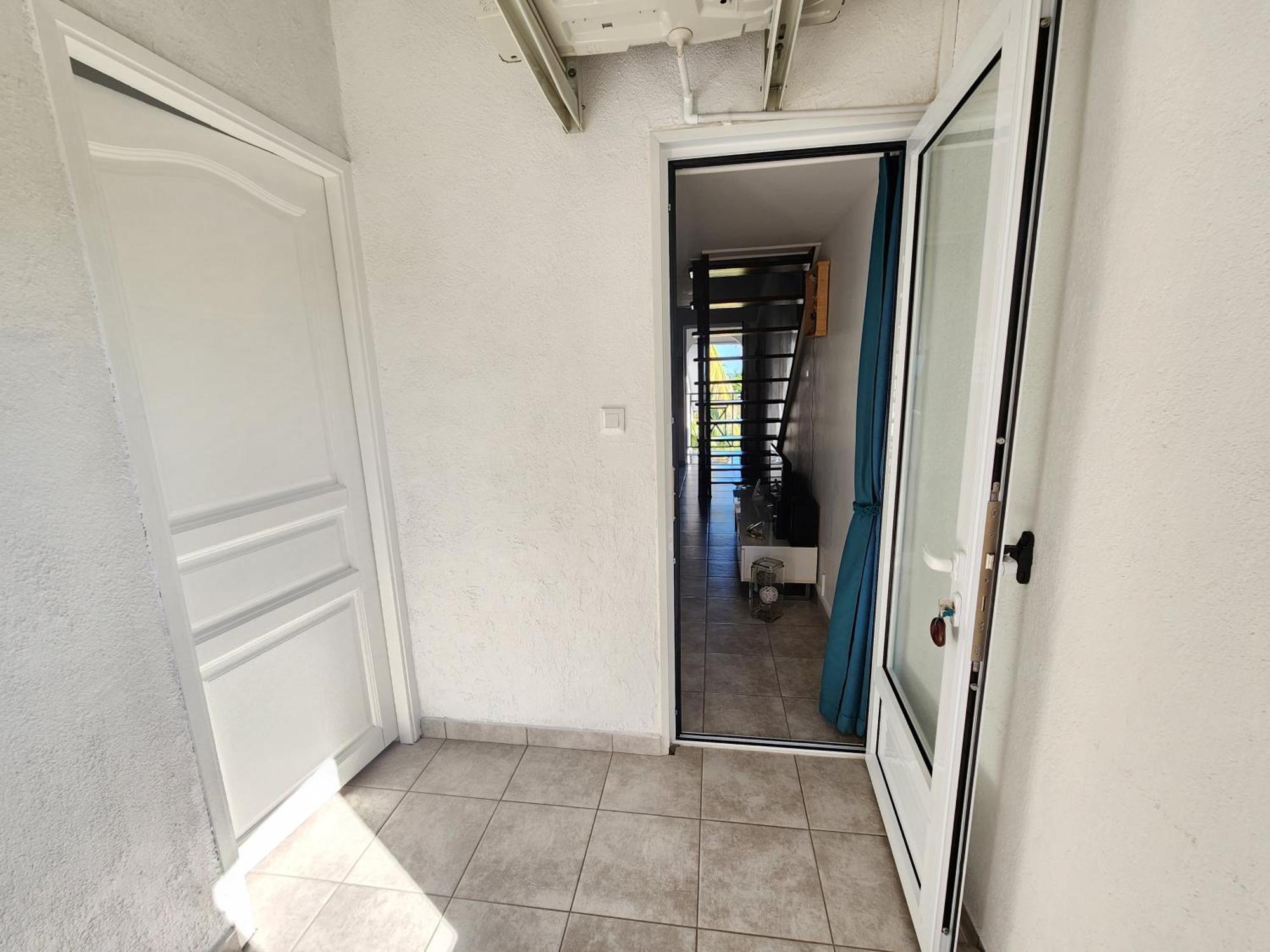 Cassiopee Apartment Saint-Gilles Les Bains Exterior photo